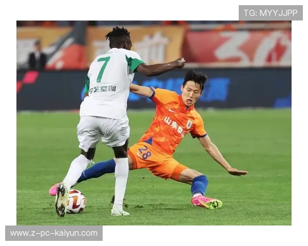 山东泰山的边路传递给禁区带来更多活力